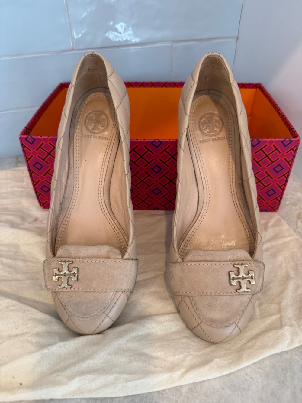 Tory Burch Beige Quilted Suede Loafer Pumps with Logo Ornament